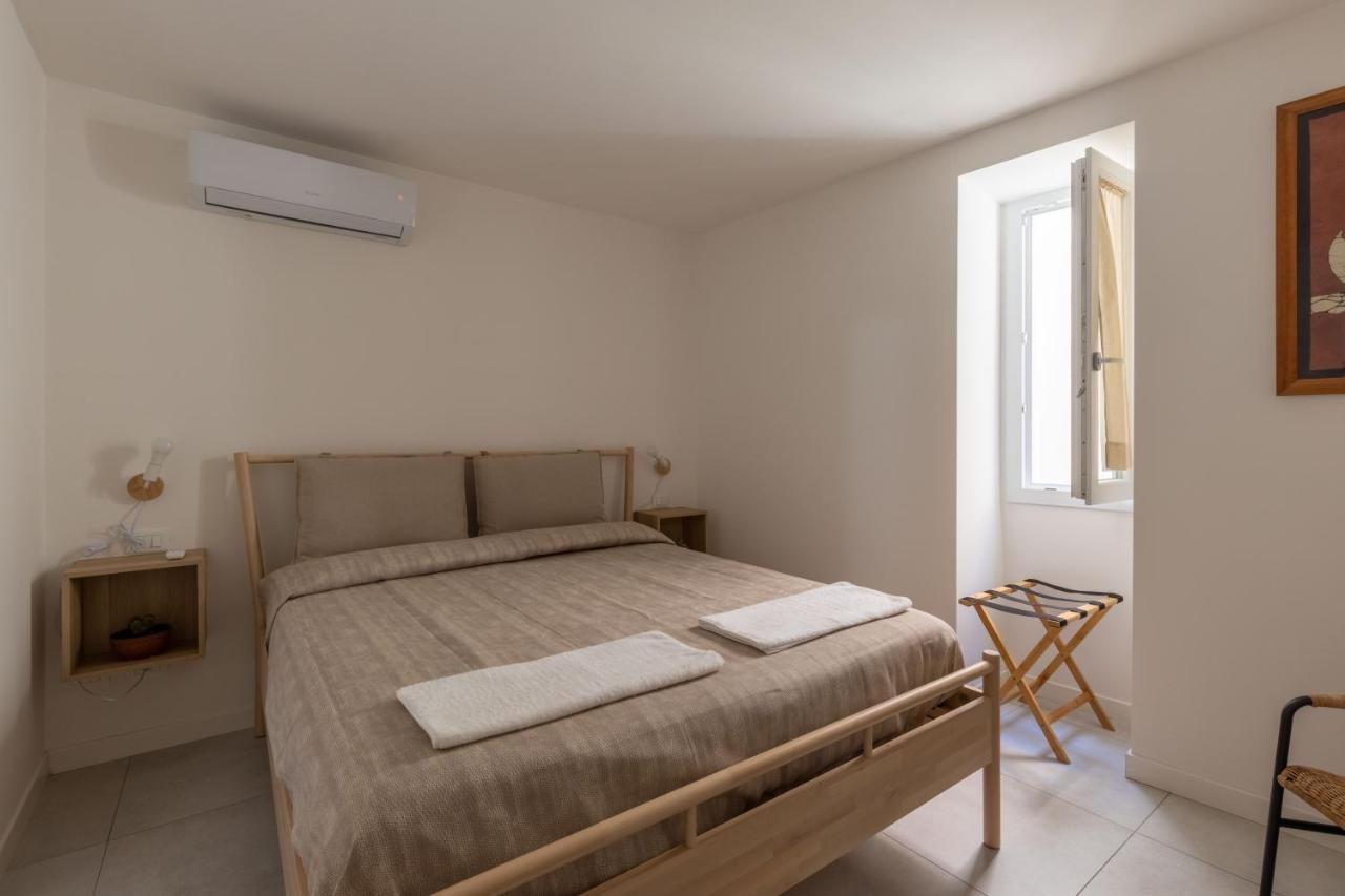 Veterani Cefalu 75 Apartment Ngoại thất bức ảnh